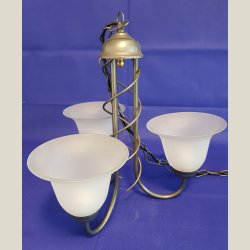 Lysekrone, fin 3-armet loftlampe.