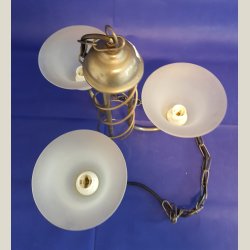 Lysekrone, fin 3-armet loftlampe.