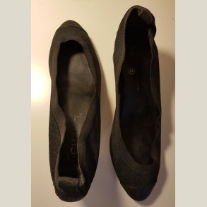 Chanel sko st�rrelse 40,5. Brugte italienske kvalitetssko.