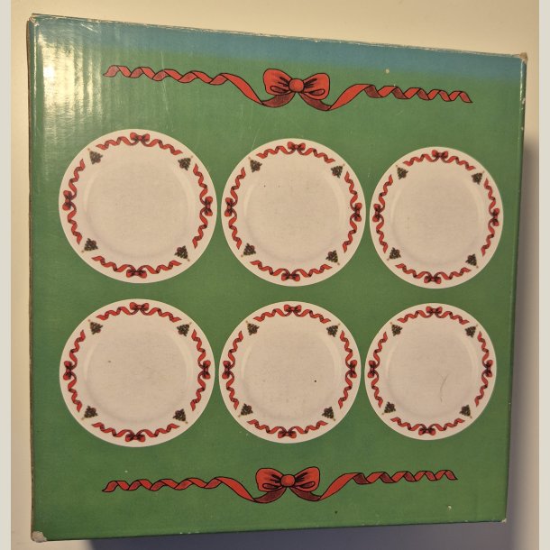 6 jule-kagetallerkner. Ubrugt i original kasse.