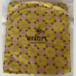 Stort trklde med forrsfarver i bomuld. Ml 110 x 180cm.