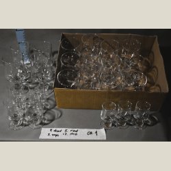 Skibsglas. 23 glas slges samlet. 5stk. rdvin, 11stk. hvidvin, 4stk. portvin og 3stk. snaps.