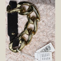 Guldarmbnd med sort lderspnde, nyt. Nypris er 649kr.