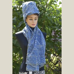 Trklde af bomuld med kantsting. Ml 50 x 200cm.