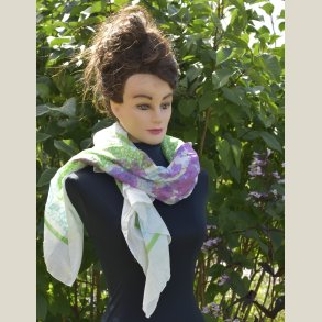 T�rkl�de i tynd luftig bomuld. Mal 110 x 110cm.