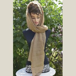 Tyndt men varmt trklde i cashmere. Ml 75 x 180cm