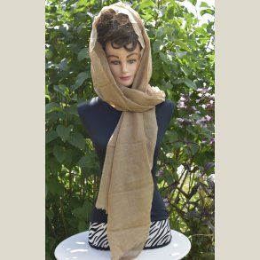 Tyndt men varmt t�rkl�de i cashmere. M�l 75 x 180cm