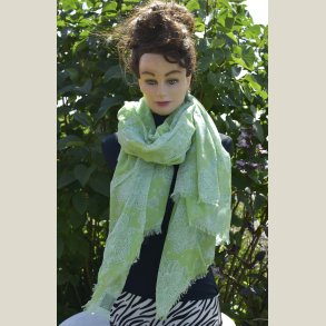 Stort lysgr�nt bomuldst�rkl�de. M�l 100 x 200cm.