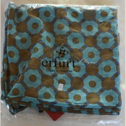 Stort trklde af bomuld. Ml 110x 180cm.