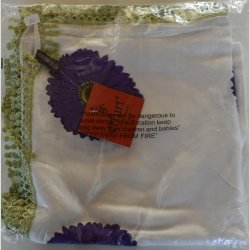 Trklde i viscose med fine kanter. Ml 100 x 110cm.