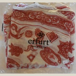 Trklde af 50% linned og 50% viskose. Ml 55 x 200cm