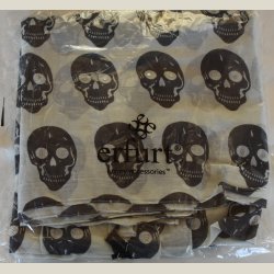 Lille trklde af bomuld med kranier. Ml 90 x 100cm.