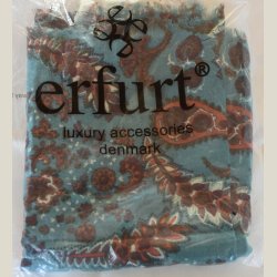 Halsedisse i lkker uld. Ml 50 x 90cm.