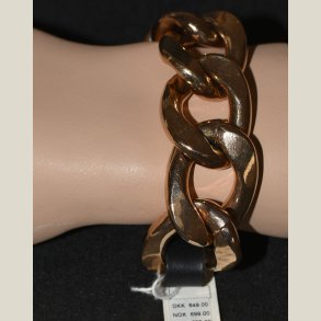 Rdguldarmbnd med sort lderspnde, nyt. Nypris er 649kr.