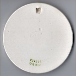 Brnehjlpsdagen 1920. Alumenia. 9cm. i diameter.