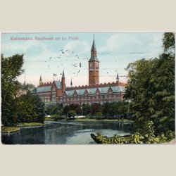 Raadhuset set fra Tivoli ca 1910
