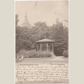 Odense, L�seforeningens have. 1903. Fold p� midten, sv�r at se p� forsiden.